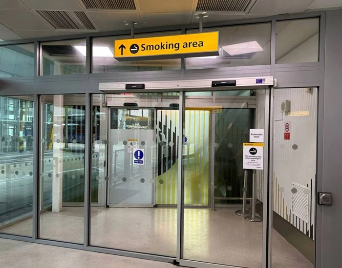 Heathrow T4 Smoking Area